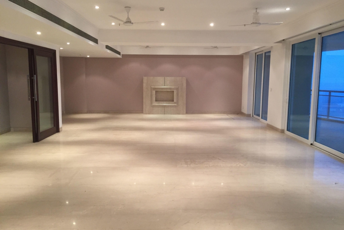 Stunning 4BHK, Properties By Brahmaastra Realty room view