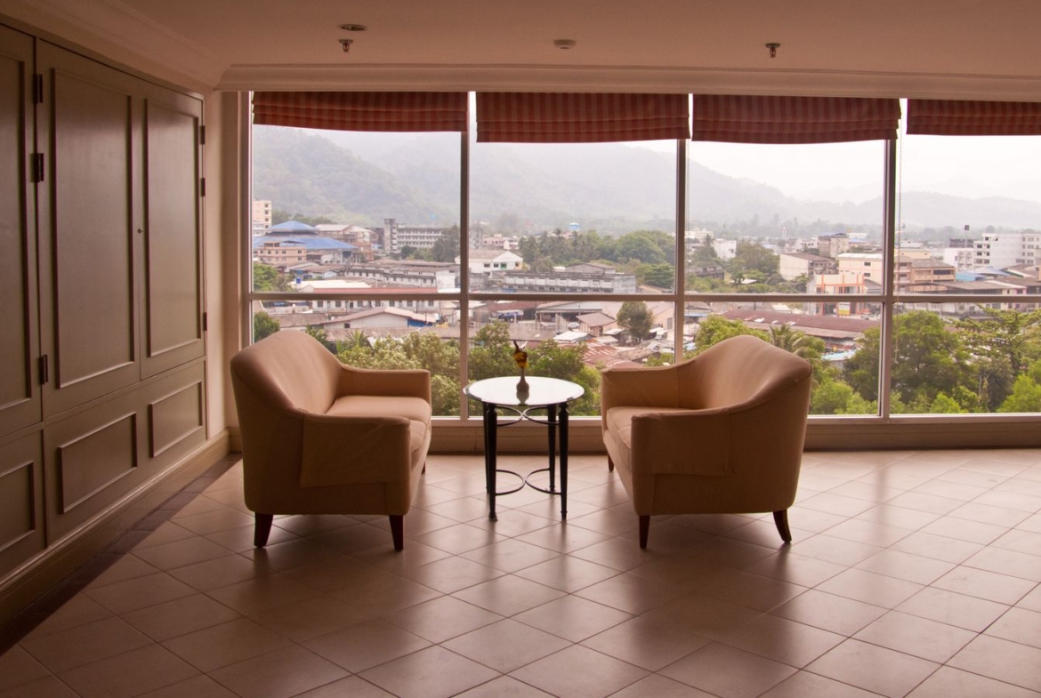 4BHK Independent/Builder Floor Palm Floors