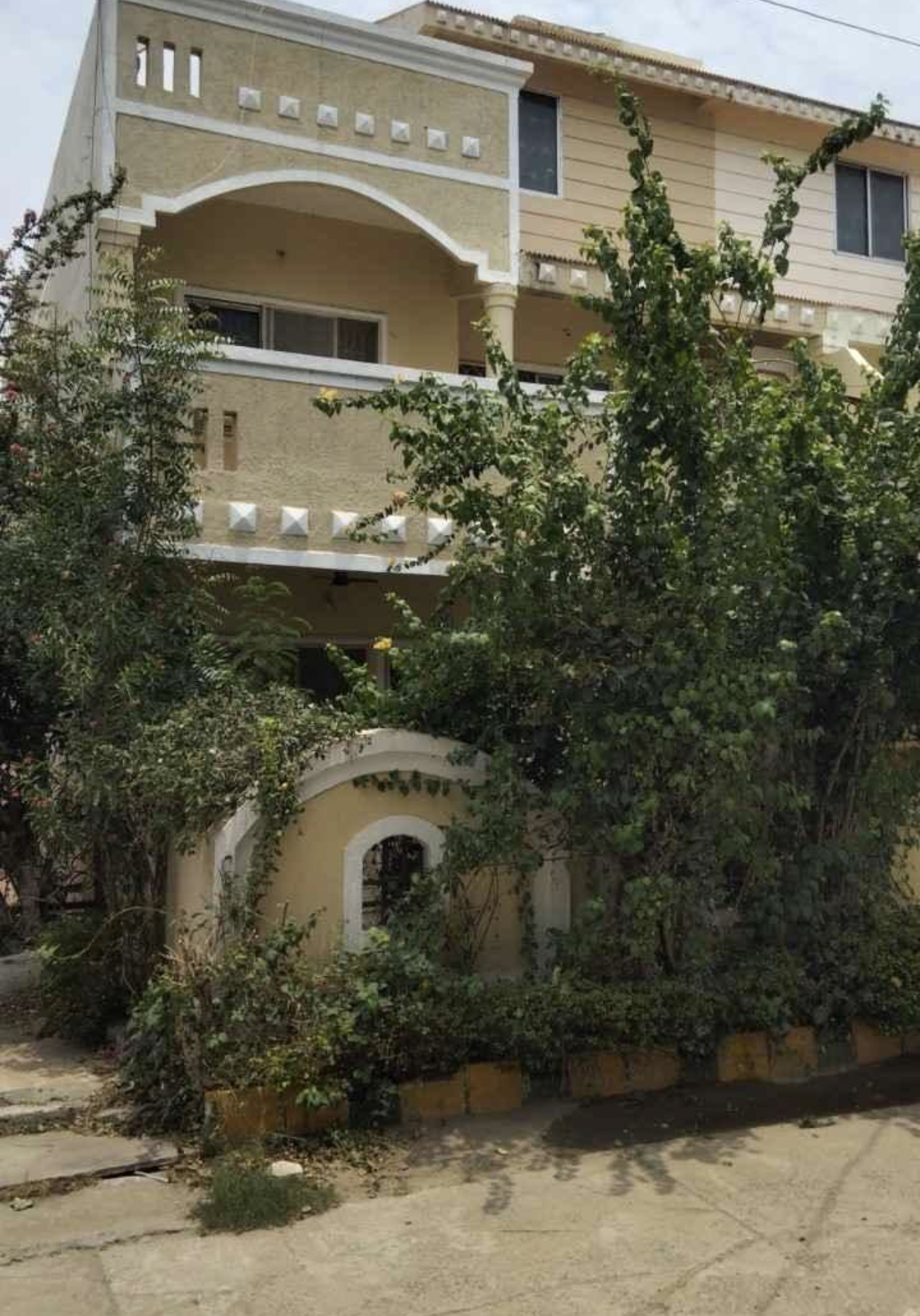 08927F8D-7757-4A1B-83CB-87B75A5E50FE