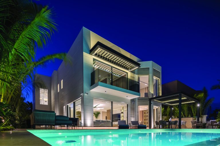 Top Luxury Villas for Sale in Abu Dhabi UAE: Locations, Prices & Lifestyle